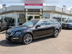 Skoda Octavia Combi - 1.5 TSI Greentech Sport Business Leder, Navi, Memoryseats, 18 Inch, Trekaak