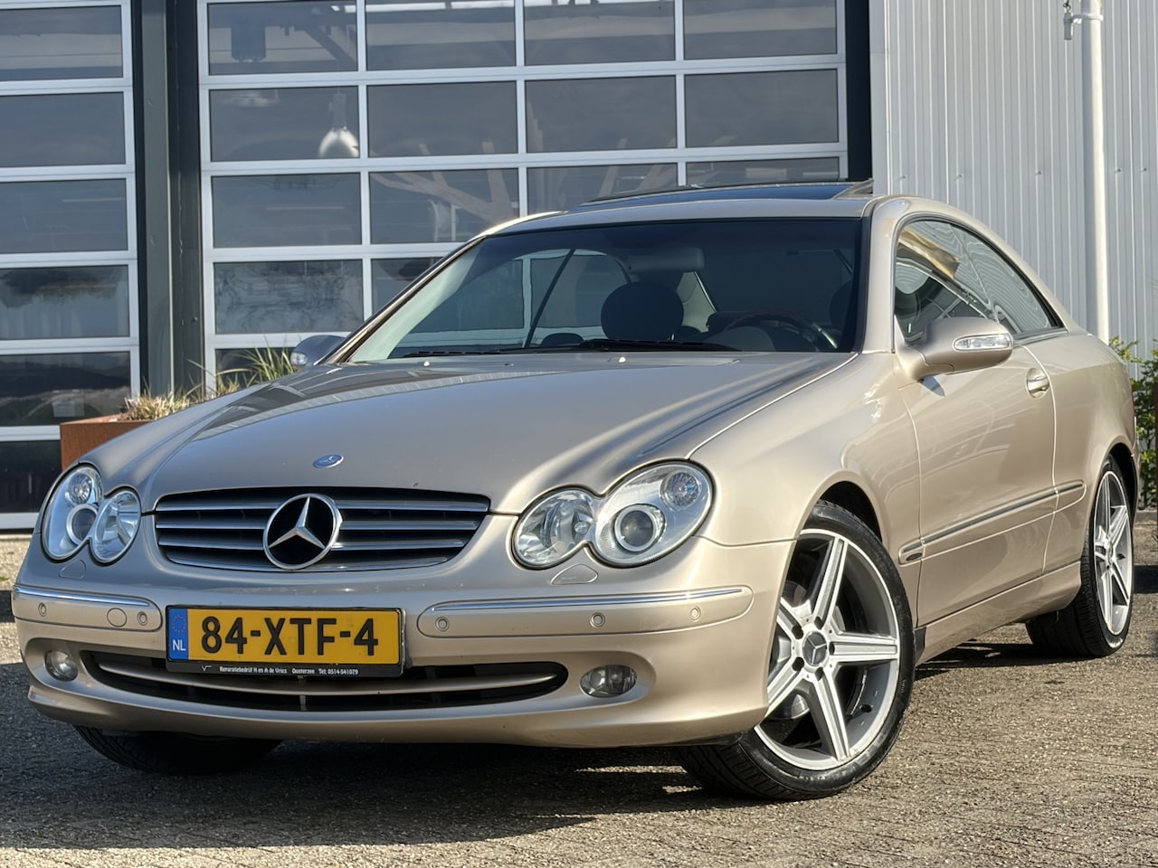 Mercedes-Benz CLK-klasse Coupé - 240 Elegance 170pk | Xenon koplampen | Cruise control | Elektrisch transparant schuif-/kan - AutoWereld.nl