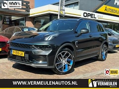 Lynk & Co 01 - 1.5 261PK Plug-in Hybrid Automaat + 20''/ Navi/ Clima/ Ad.Cruise/ Panorama/ Camera/ Full-L