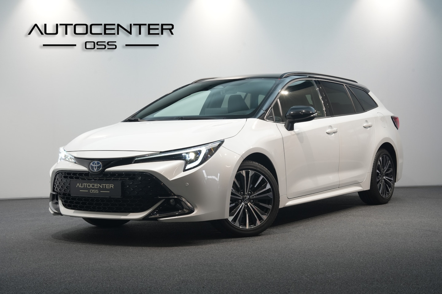 Toyota Corolla Touring Sports - 2.0 Hybrid 200 | 196 PK | ✅ NAVI ✅ ADAP.CRUISE ✅ CAMERA ✅ CARPLAY ✅ STUUR & STOEL VERWARMI - AutoWereld.nl