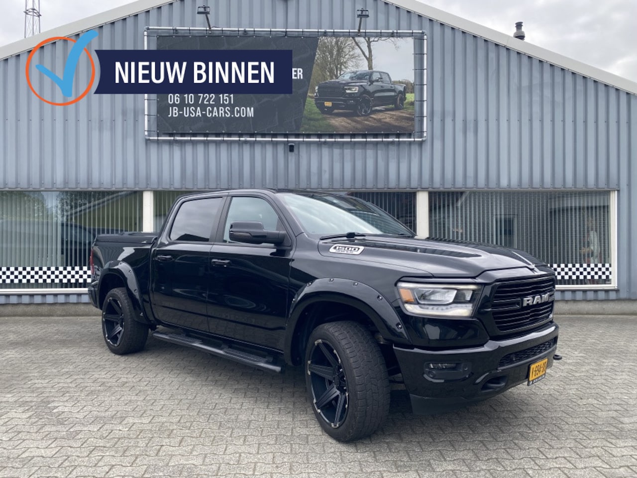 Dodge Ram - 5.7 V8 Wide Body 22INCH L-Vering Pano-dak. - AutoWereld.nl