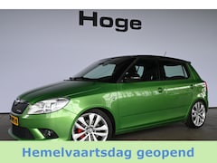 Skoda Fabia - 1.4 TSI RS 180PK Automaat Clima Carplay Cruise Control Stoelverwarming Inruil Mogelijk