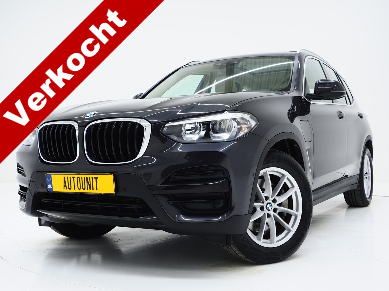 BMW X3 - xDrive30e 292PK | Panoramadak | Leder | Camera | Memory | Keyless | DAB | Carplay - AutoWereld.nl