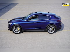 Alfa Romeo Stelvio - 2.0 T AWD Super AWD Q4 Skywindow