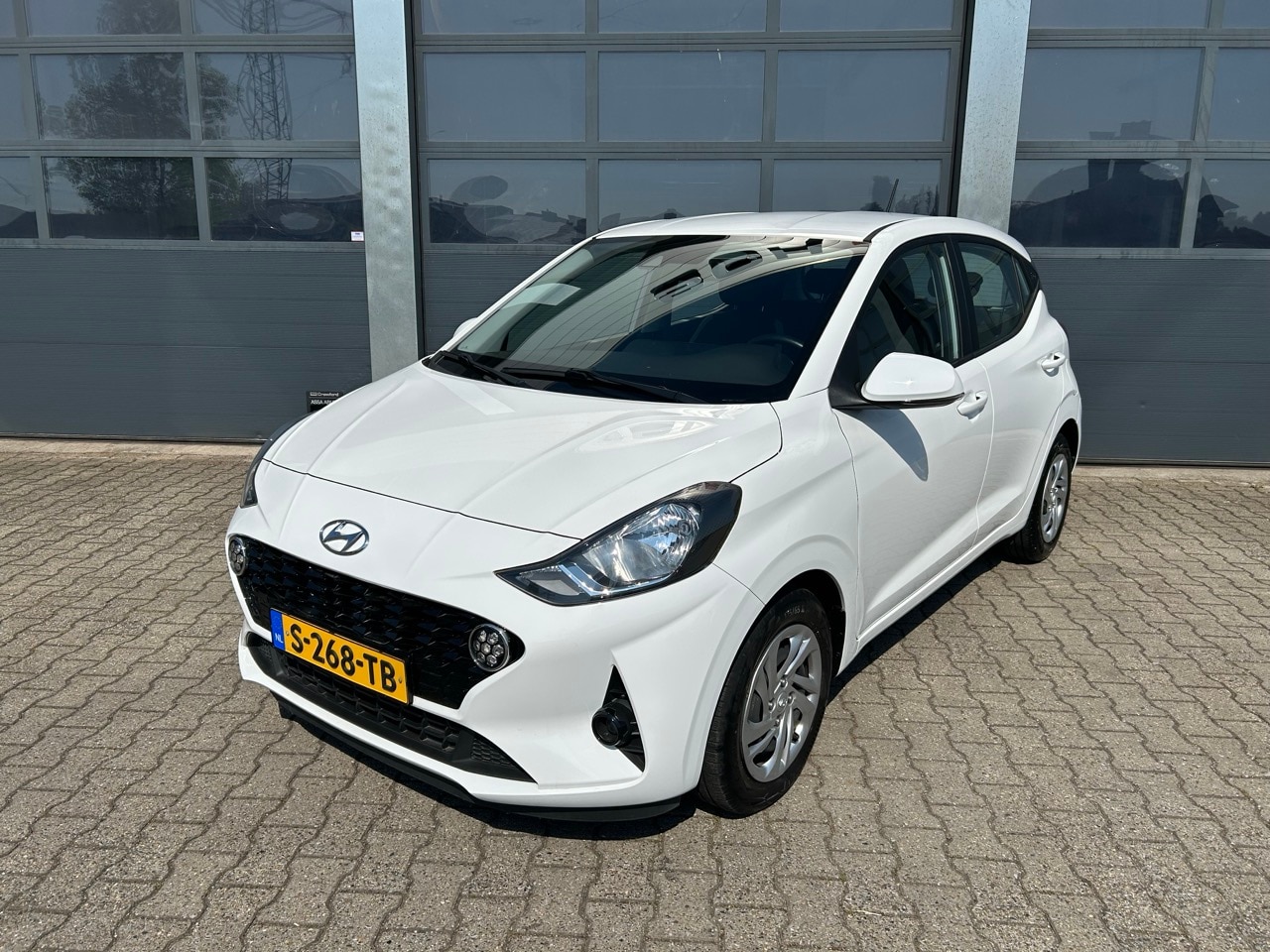 Hyundai i10 - 1.0i Comfort 1.0i 67pk Comfort - AutoWereld.nl