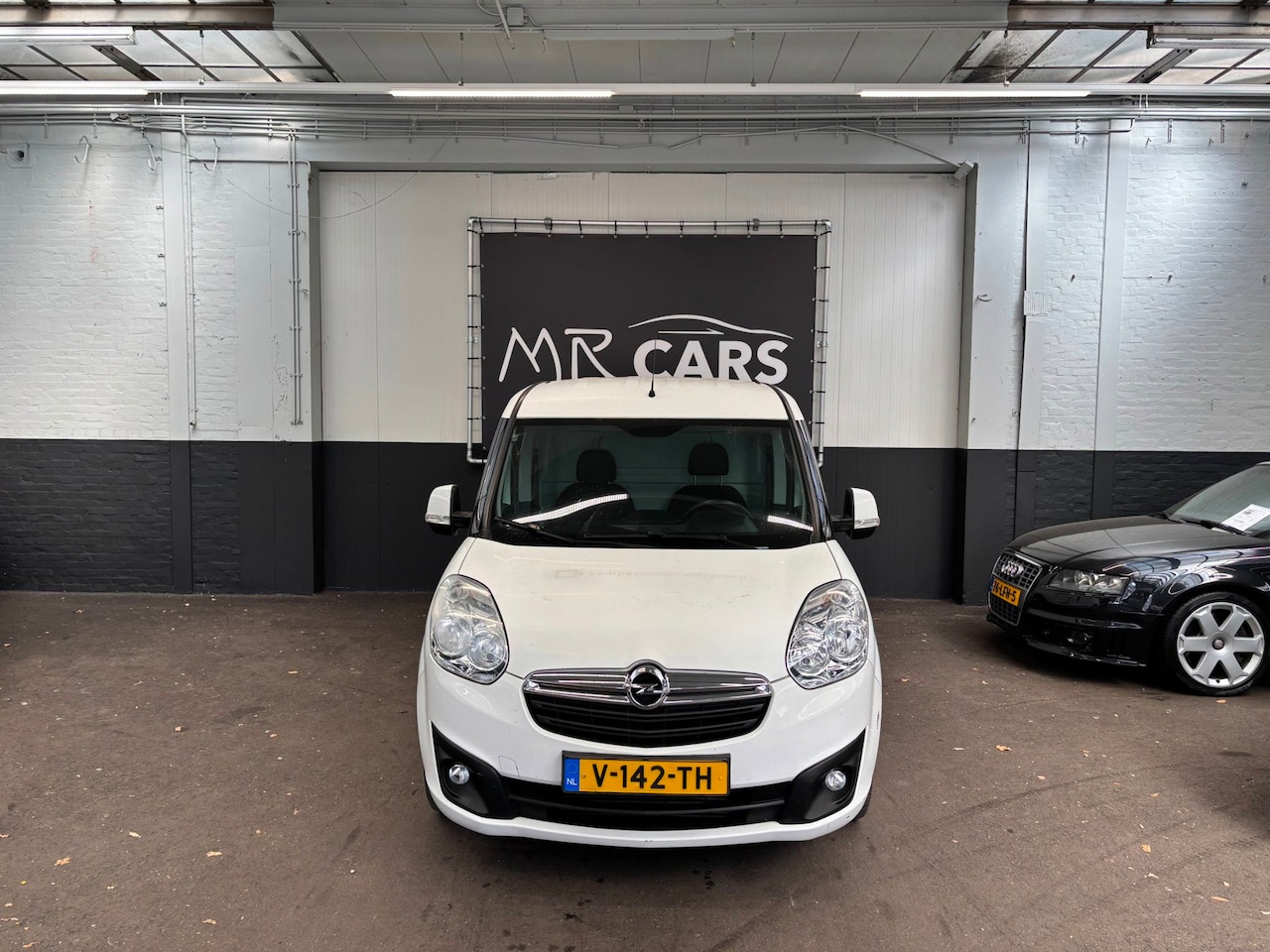 Opel Combo - 1.6 CDTi L2H1 Sport airco/stoelverwarming - AutoWereld.nl