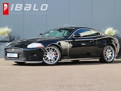Jaguar XKR - XKR-S 4.2 V8 Coupé | 1 van 150 | B&W audio | NL-auto