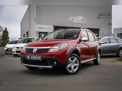 Dacia Sandero Stepway - 1.6 ✅Lage km stand | Leer | Trekhaak | Airco