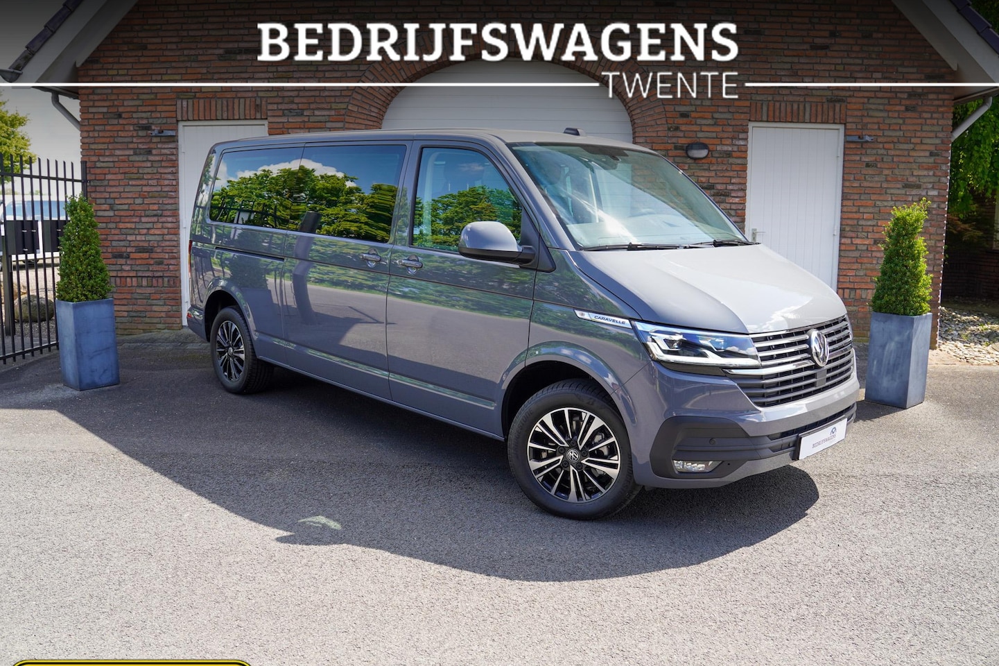 Volkswagen Transporter Caravelle - T6.1 2.0 TDI 150 PK DSG CARAVELLE L2H1 ACC | LED | Digital Cockpit | Virtual Cockpit | - AutoWereld.nl