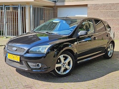 Ford Focus - 2.0-16V Rally Edition