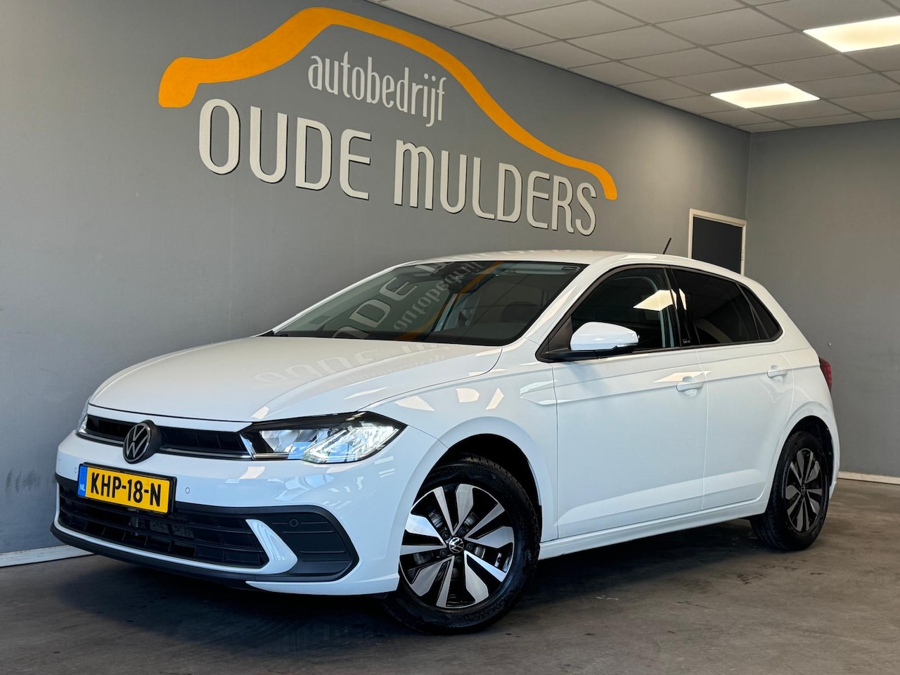 Volkswagen Polo - 1.0 TSI Carplay/Stoelverwarming/Parkeersensoren - AutoWereld.nl