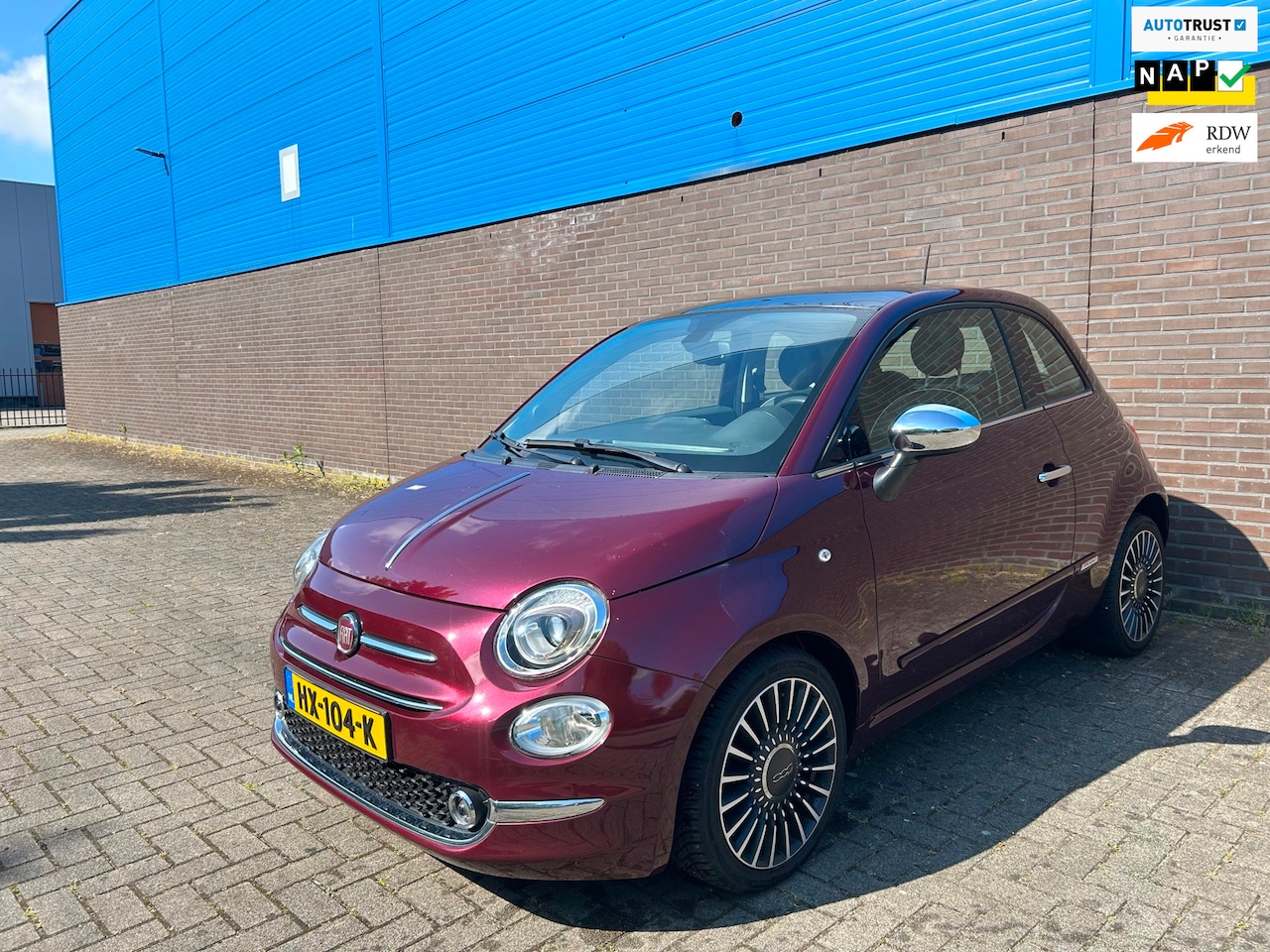 Fiat 500 - TwinAir Turbo Lounge | Pano dak | Climate | Parkeersensoren | 16” LM Velgen | Chroompakket - AutoWereld.nl