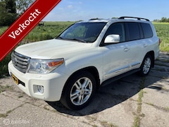 Toyota Land Cruiser V8 - 4.5 D-4D Executive Standard Roof