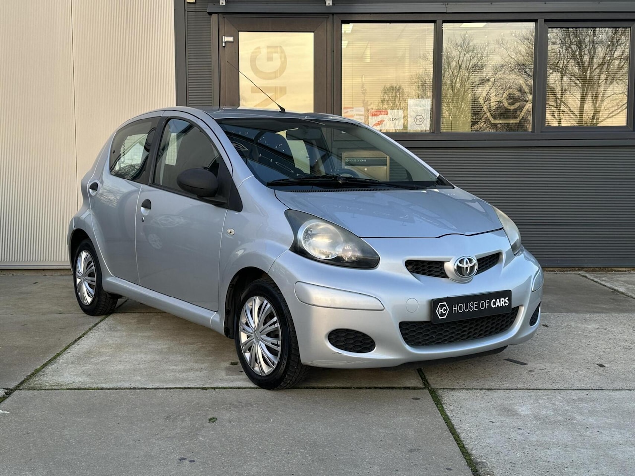 Toyota Aygo - 1.0 12V Access 5-Deurs Radio/CD/AUX - AutoWereld.nl