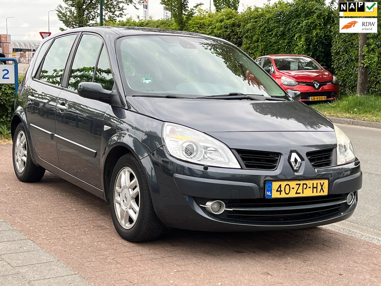 Renault Scénic - 2.0 Tech Line - AutoWereld.nl