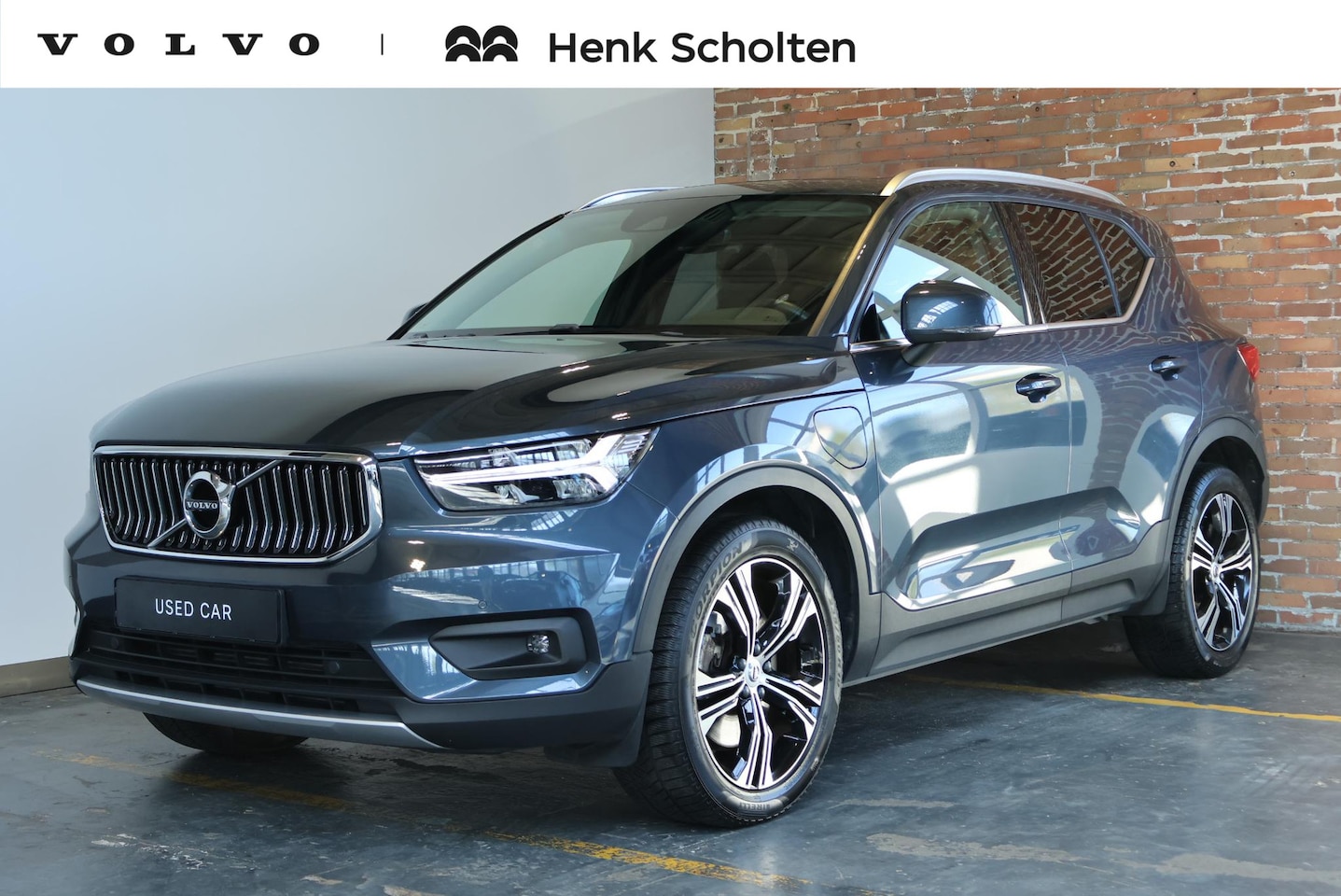 Volvo XC40 - T4 Recharge Inscription | Panoramadak | Lederen Bekleding | Parkeercamera | Parkeersensore - AutoWereld.nl