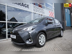 Toyota Yaris - 1.5 Hybrid Business