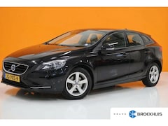 Volvo V40 - 2.0 T2 | Distributie Riem Vervangen | Trekhaak | Stoel Verwarming |