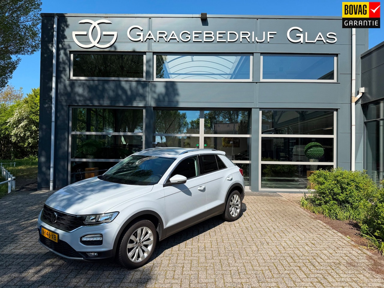 Volkswagen T-Roc - 1.0 TSI Style carplay white silver metallic - AutoWereld.nl