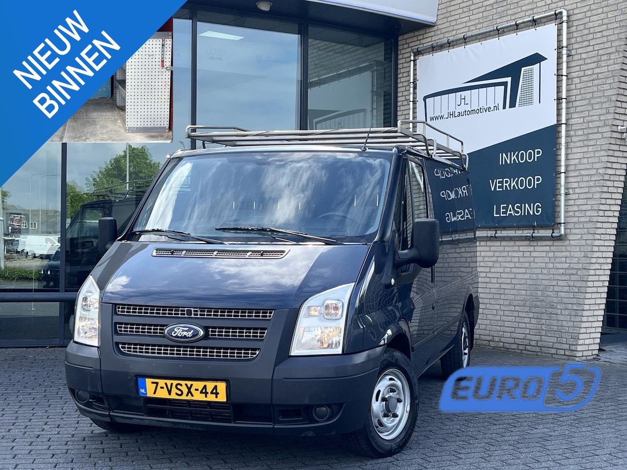 Ford Transit - 260S 2.2 TDCI*INBOUW*IMPERIAAL*HAAK*3-PERS - AutoWereld.nl