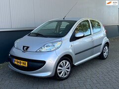 Peugeot 107 - 1.0-12V XR Carplay Nieuwe Koppeling Airco 5d Nieuwe Apk