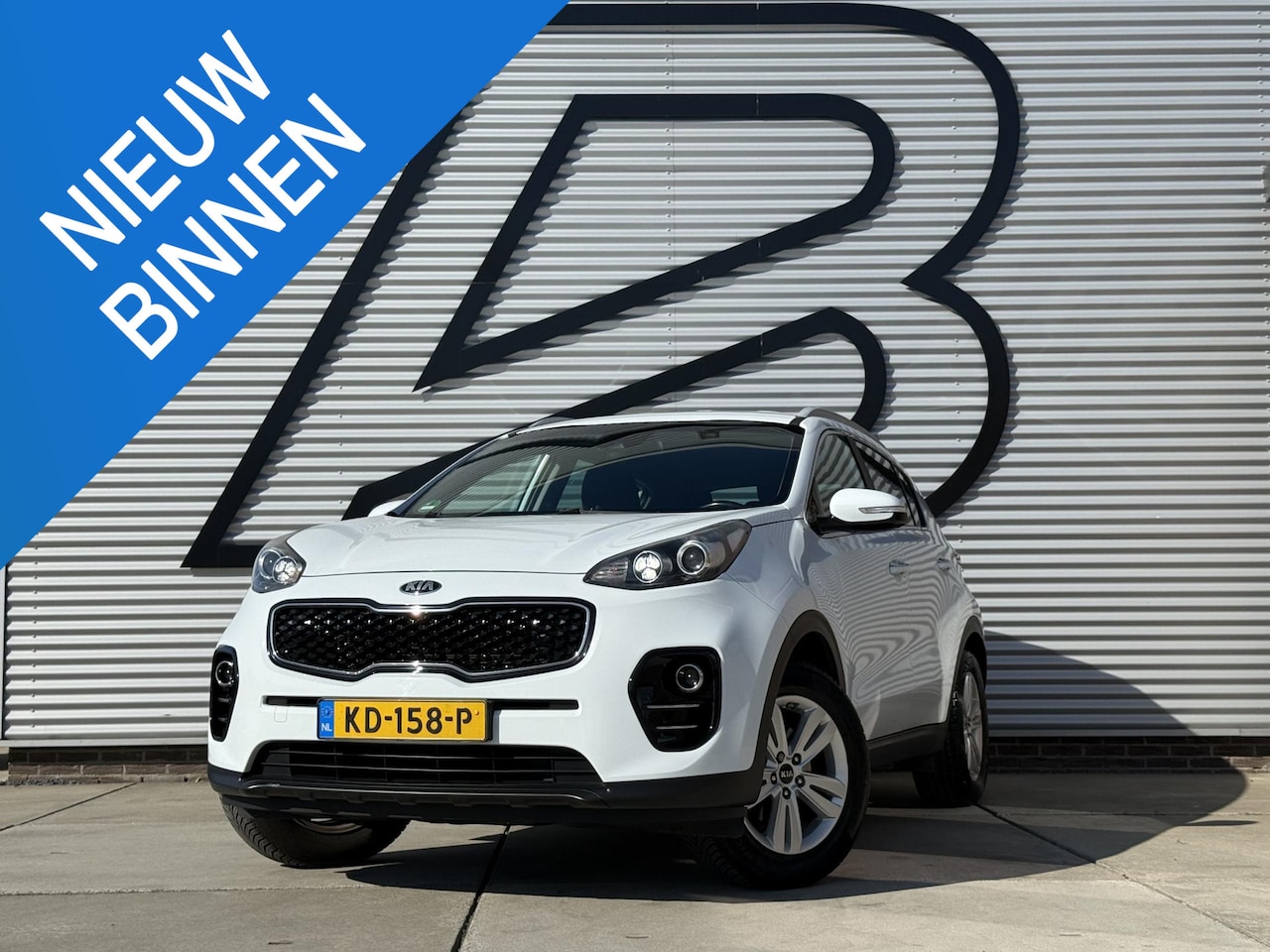 Kia Sportage - 1.6 GDI First Edition 2e Eigenaar|Navi|Trekhaak|Camera|Clima|Cruise|PDC|N.A.P|APK tot 02-2 - AutoWereld.nl