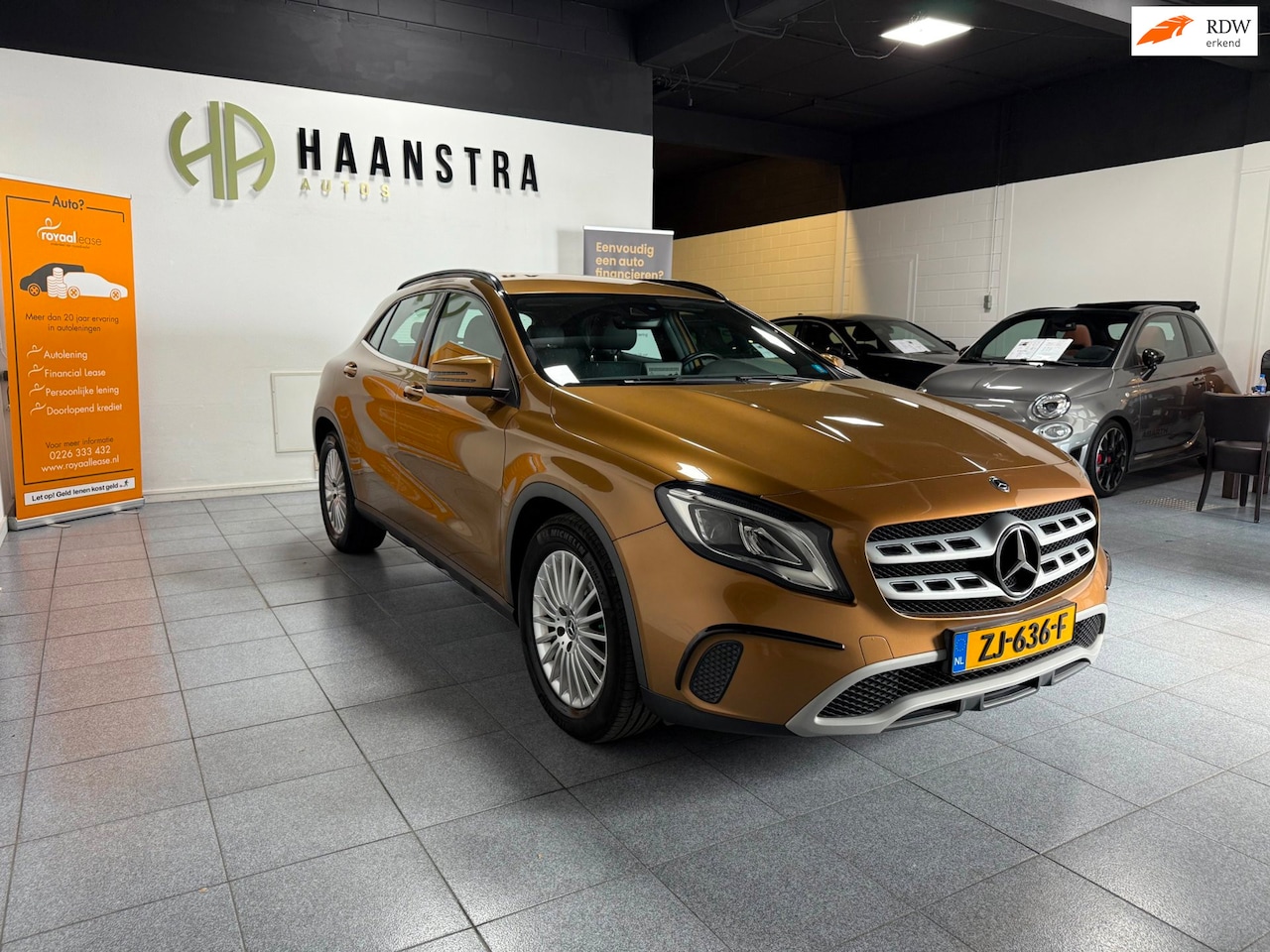 Mercedes-Benz GLA-Klasse - 180 d Premium Plus Navigatie , Camera, Leder Int, NW staat! - AutoWereld.nl
