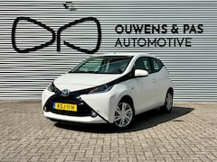 Toyota Aygo - 1.0 VVT-i x-play | CAMERA | AIRCO | AUTOMAAT