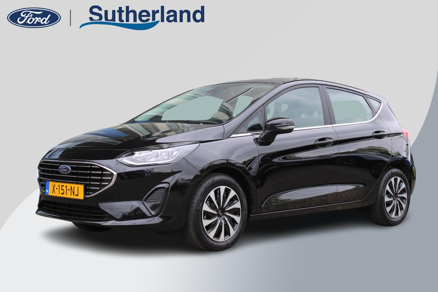 Ford Fiesta - 1.0 EcoBoost Hybrid Titanium | Stoel + Stuurverwarming | Cruise Control | Parkeersensoren - AutoWereld.nl