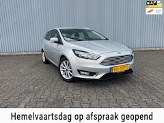 Ford Focus Wagon - 1.5 Titanium|MOTOR REVISIE|DEALEROH|TOPSTAAT|