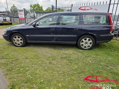 Volvo V70 - 2.4 Comfort Line