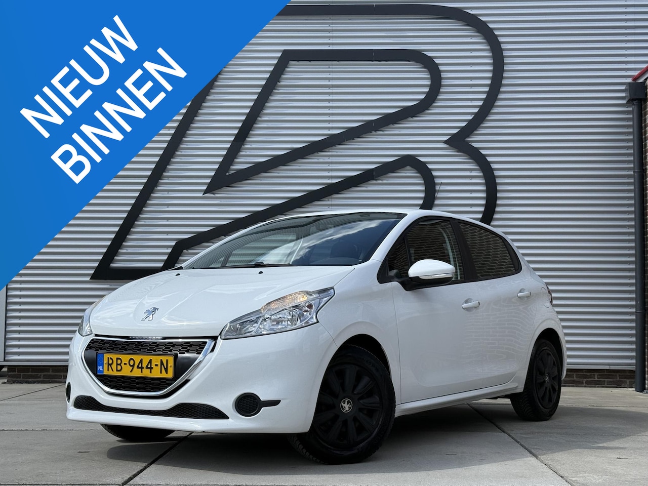 Peugeot 208 - 1.2 VTi Access Airco|Cruise|D-riem vv in 2022|Bluetooth|Goed Onderhouden|APK tot 03-2027 - AutoWereld.nl