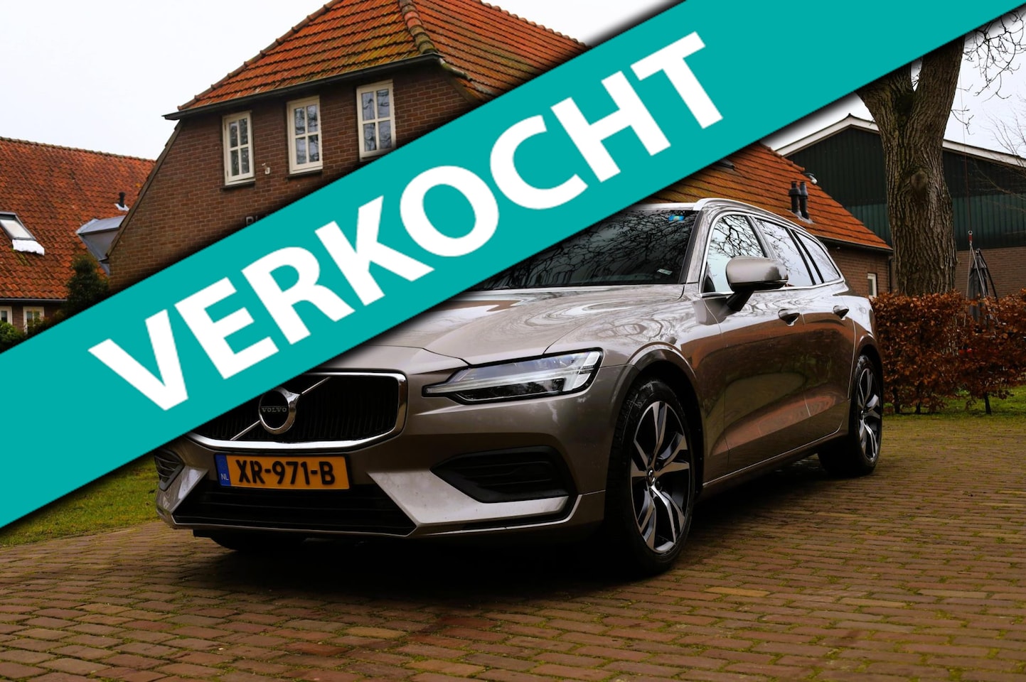 Volvo V60 - 2.0 T5 Momentum Aut. | Virtual | Nette staat | Apple Carplay | Stoelverwarming | Luxe Lede - AutoWereld.nl