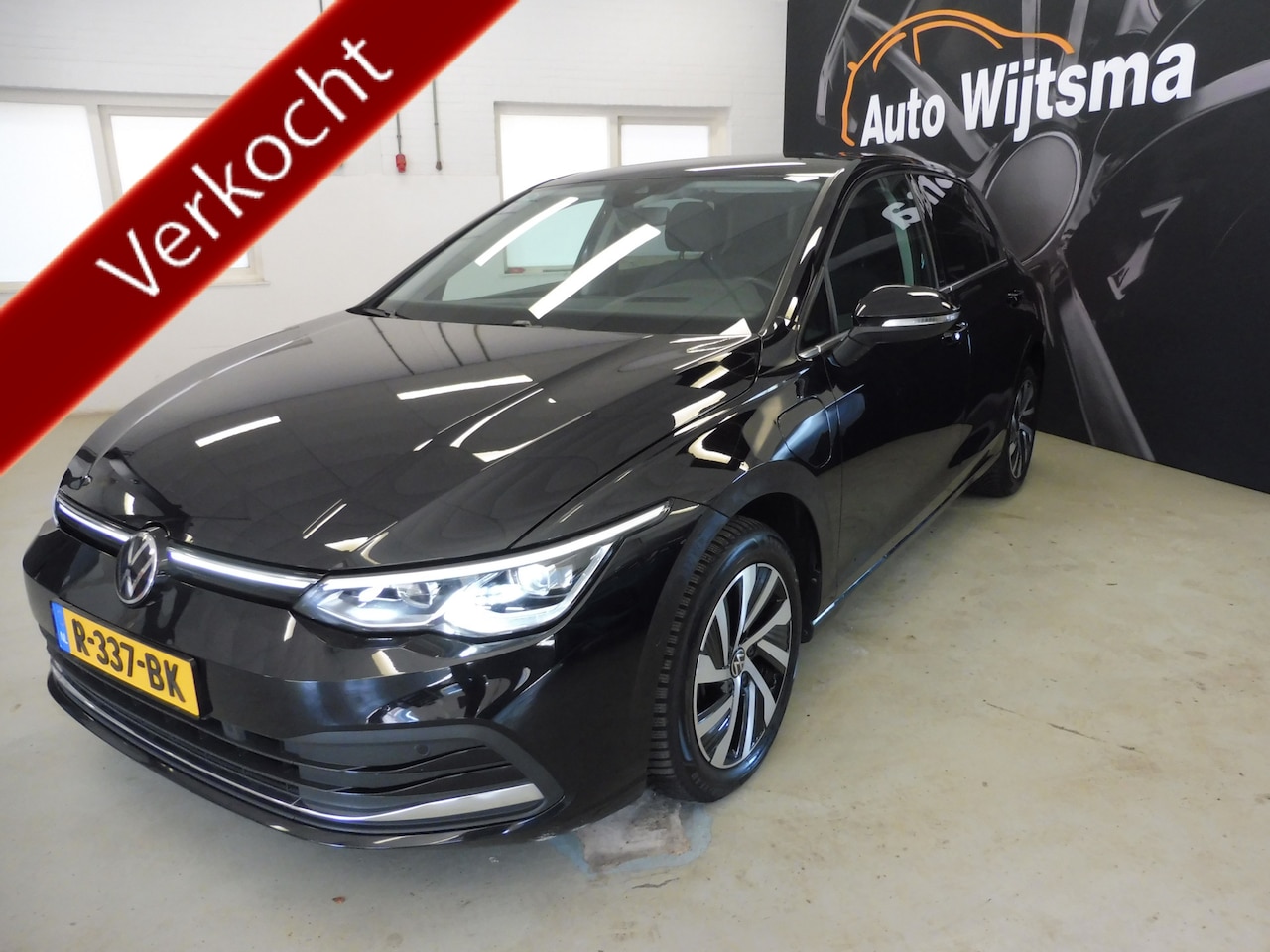 Volkswagen Golf - 1.4 eHybrid Style Headup | Digidash | Velours | Full LED | NL auto | 1e eig. - AutoWereld.nl