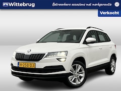 Skoda Karoq - 1.5 TSI ACT Style Business / Navigatie / App connect / Parkeersensoren achter / Climate co