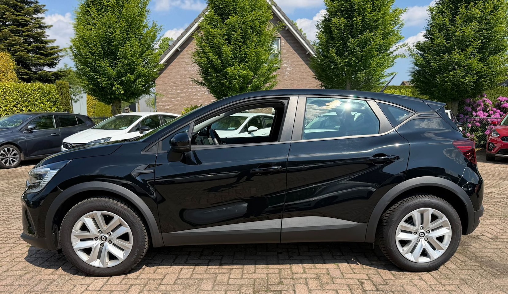 Renault Captur - 1.0 TCe 90 evolution|BLACK|NAVI|AIRCO|CRUISE| - AutoWereld.nl
