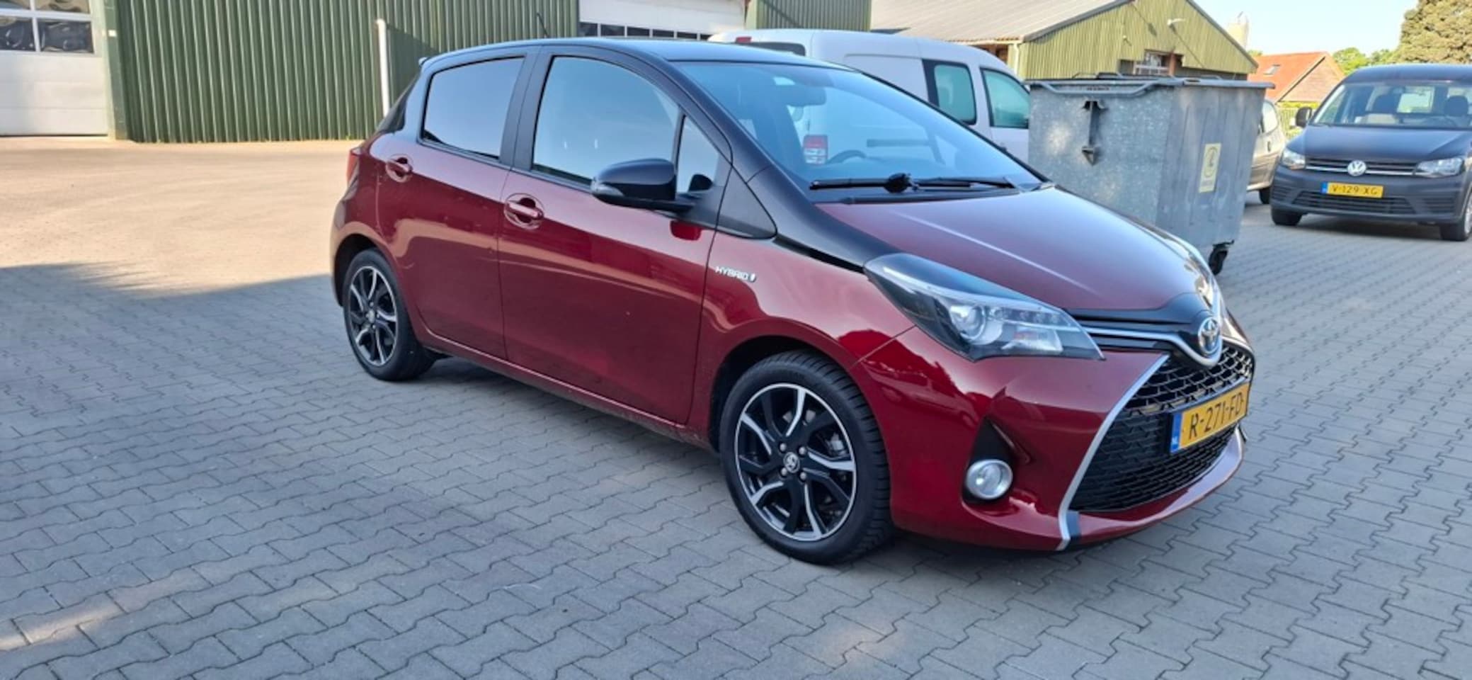 Toyota Yaris - 1.5 Hybrid Volcano Edition 1.5 Hybrid Volcano Edition - AutoWereld.nl