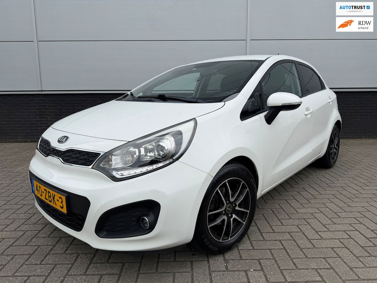 Kia Rio - 1.2 CVVT Plus Pack 5drs Airco - Privacy glass - Lm velgen - dealer onderhouden - 1e eigena - AutoWereld.nl