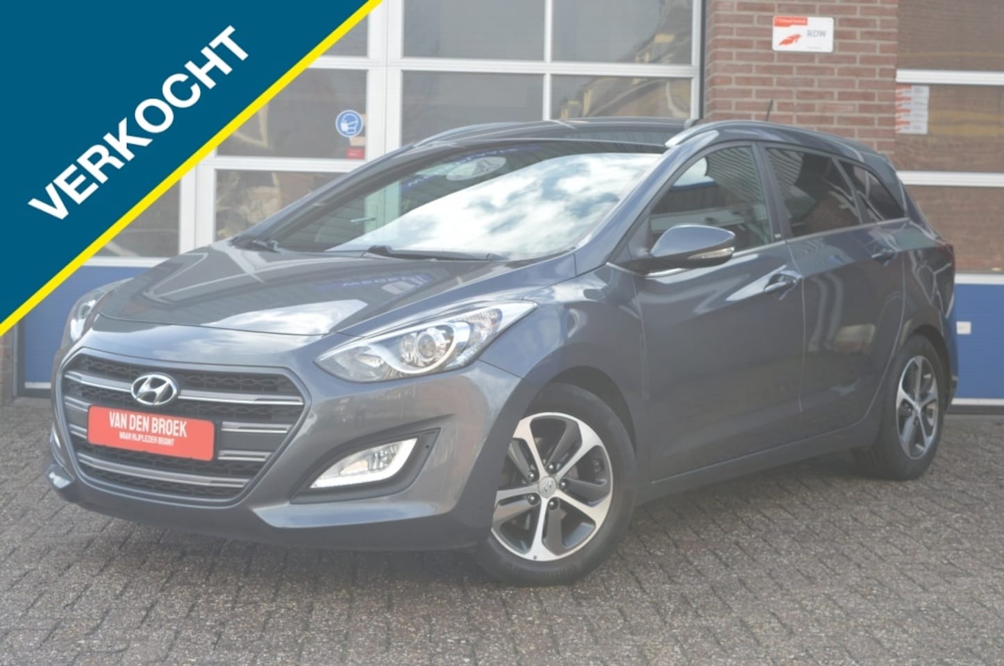 Hyundai i30 - 1.6 GDi Comfort | AUT - CAMERA - TRK.HAAK - AutoWereld.nl