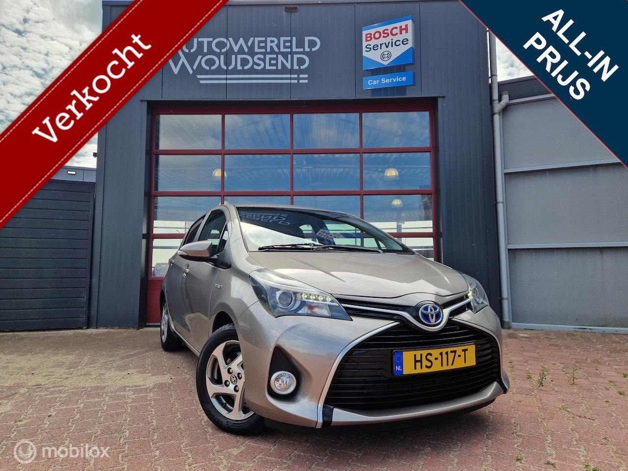 Toyota Yaris - 1.5 Hybrid Lease 12MND BOVAG GAR | CRUISE | NAVI | AIRCO | CAMERA | BLUETOOTH | LMV - AutoWereld.nl