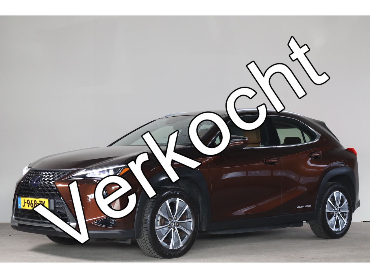 Lexus UX - 300e Business 54 kWh - NL- Auto!! Stoelverw. I Elek. stoelen I Camera -- Bevrijdingsdag op - AutoWereld.nl