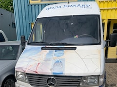 Mercedes-Benz Sprinter - 212 D hoog GVW Mercedes Sprinter Medium