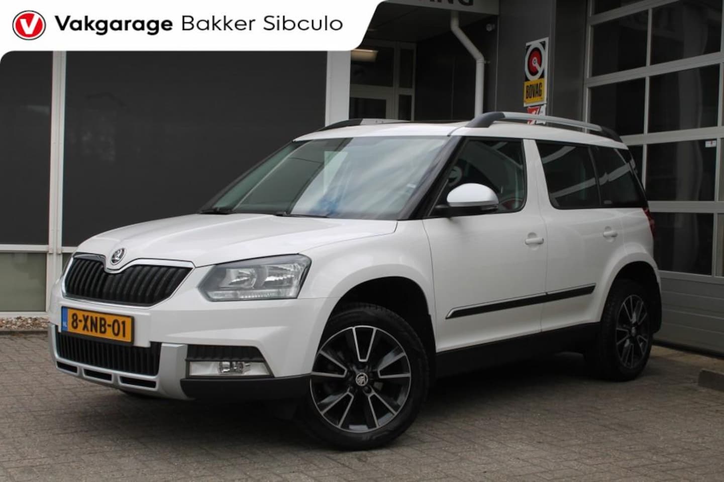 Skoda Yeti - 1.2 TSI ADVENTURE PANORAMADAK TREKHAAK - AutoWereld.nl