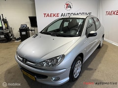 Peugeot 206 - 1.4 Forever AIRCO/5DRS/GOEDONDERHOUDEN