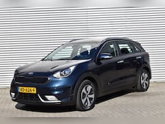 Kia Niro - 1.6 GDI HYBRID DYNAMICLINE / APPLE/ANDROID AUTO / TREKHAAK / ALL SEASON-BANDEN