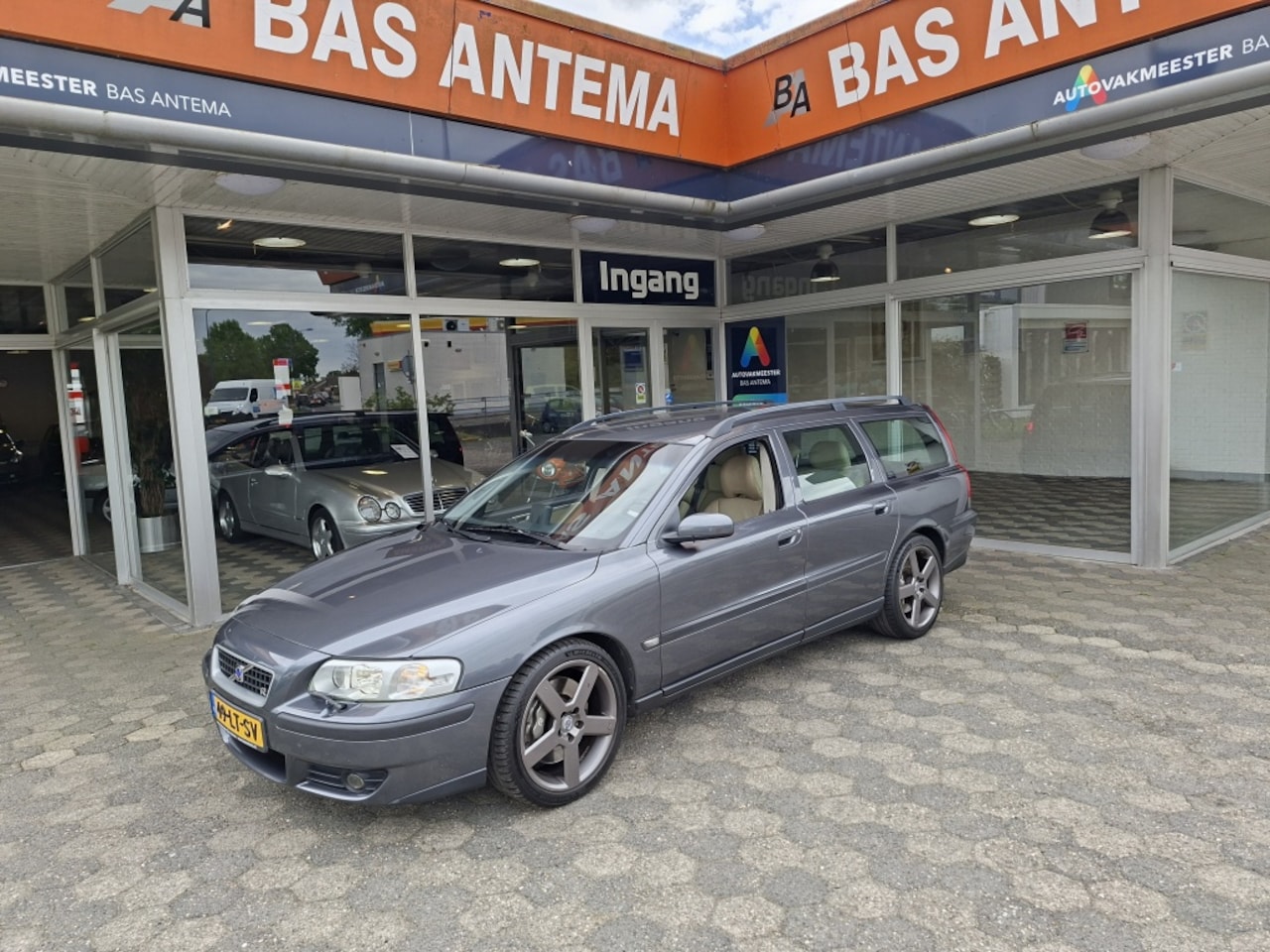 Volvo V70 - 2.5 R 2.5 R - AutoWereld.nl