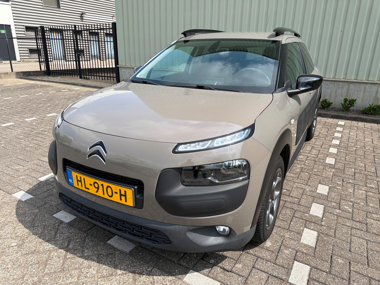 Citroën C4 Cactus - 1.2 Shine|Automaat|NAP|Boekjes - AutoWereld.nl