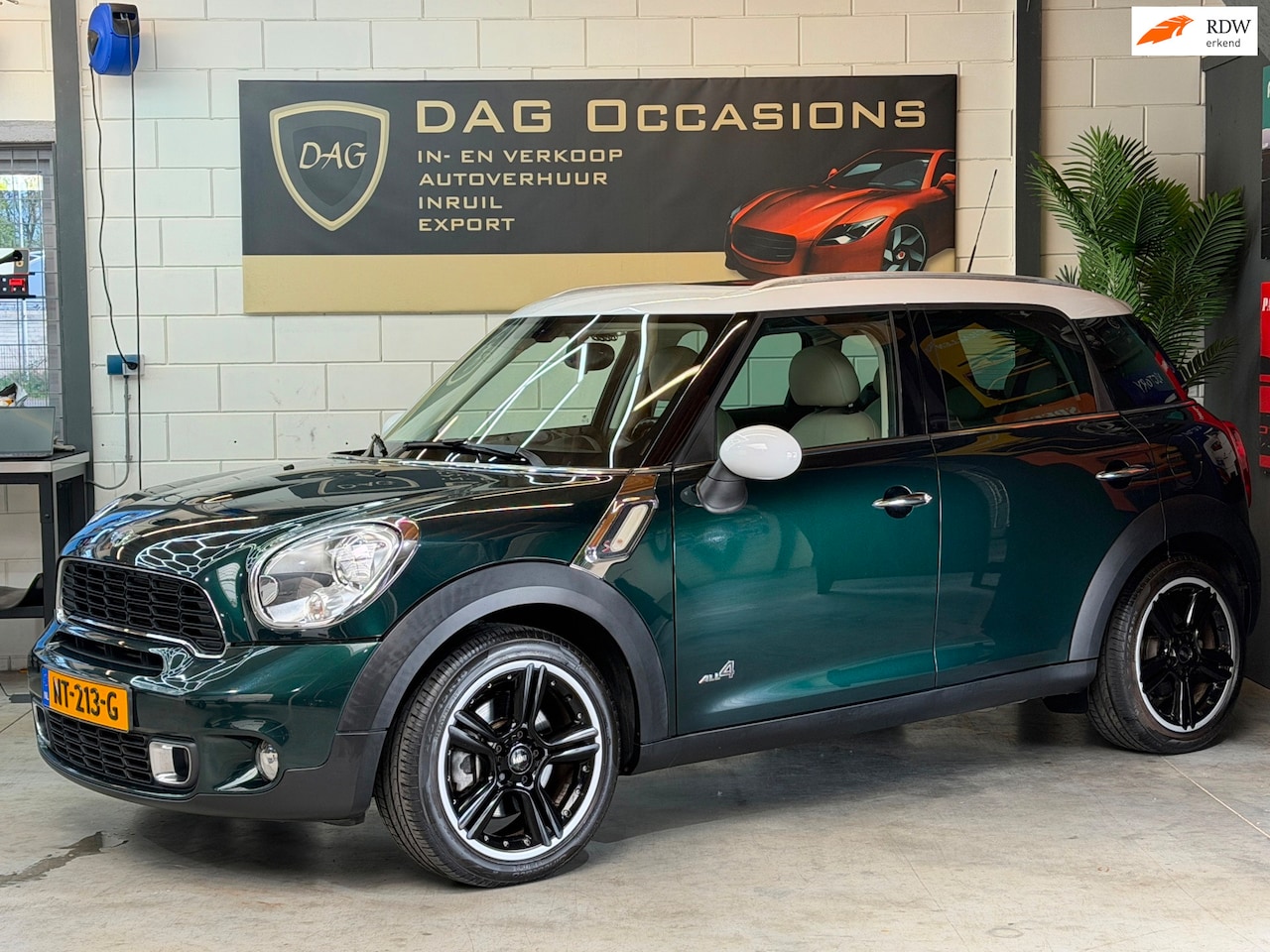 MINI Countryman - Mini 1.6 Cooper S ALL4 AUTOMAAT|DAK|PDC|LEER - AutoWereld.nl