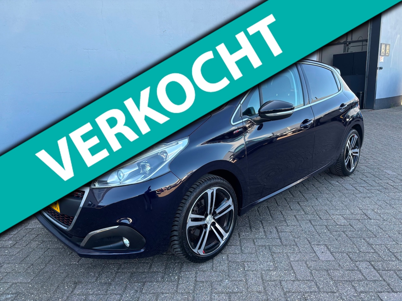 Peugeot 208 - 1.2 PureTech GT-line - Panorama Dak - AutoWereld.nl