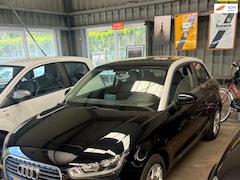 Audi A1 - 1.2 TFSI Attraction Pro Line Business*Navigatie*Nl Auto*Lichtmetaal